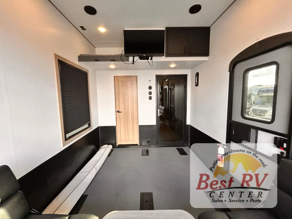 2026 Keystone Raptor 433, Photos photo 106