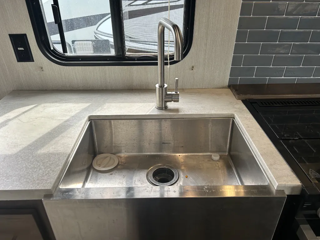 2019 Forest River Cherokee Grey Wolf 19SM, Photos photo 13