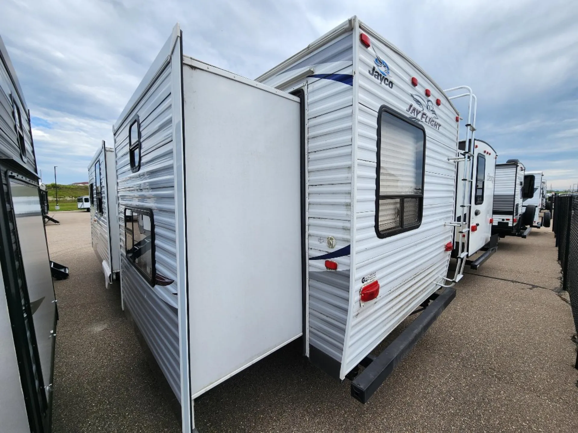 2012 Jayco Jay Flight 32BHDS - Photo 3