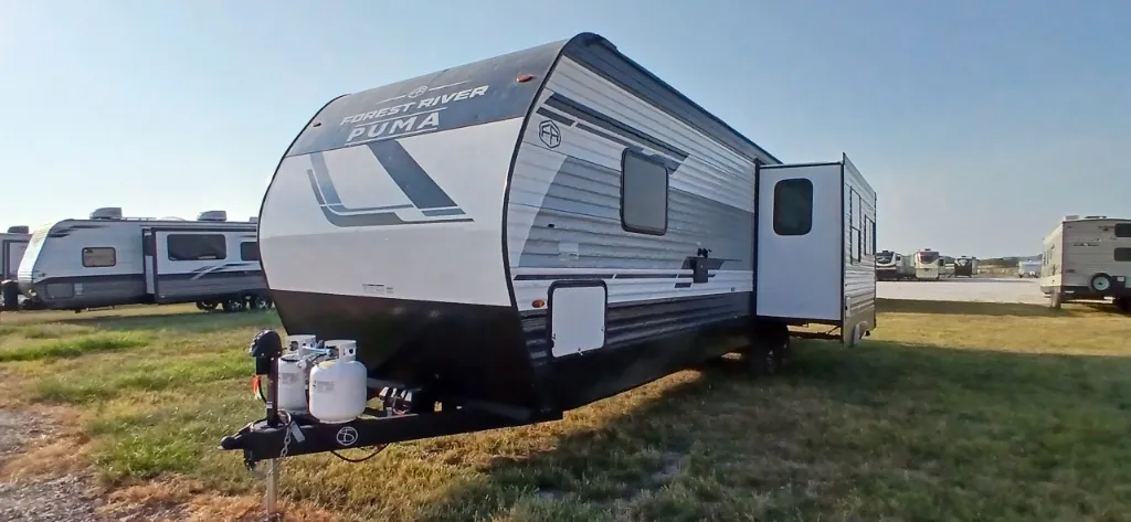 2025 Palomino Puma 337BH, Photos photo 5