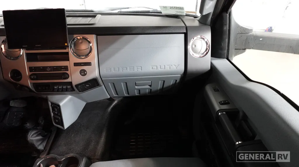 2027 NeXus RV Maximus 32MX, Photos photo 10