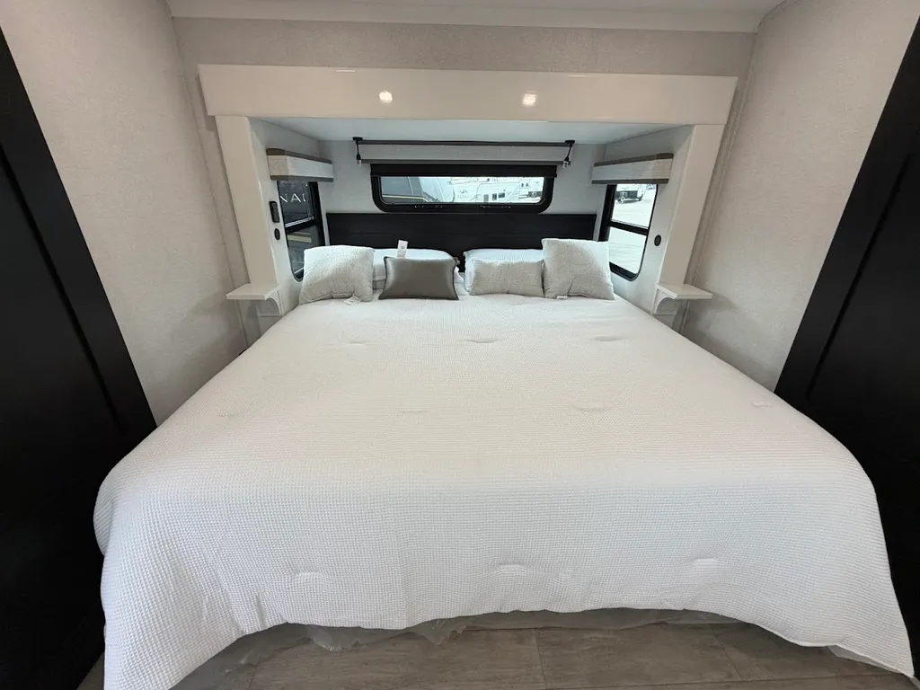 2026 Jayco Pinnacle 36FBTS, Photos photo 68