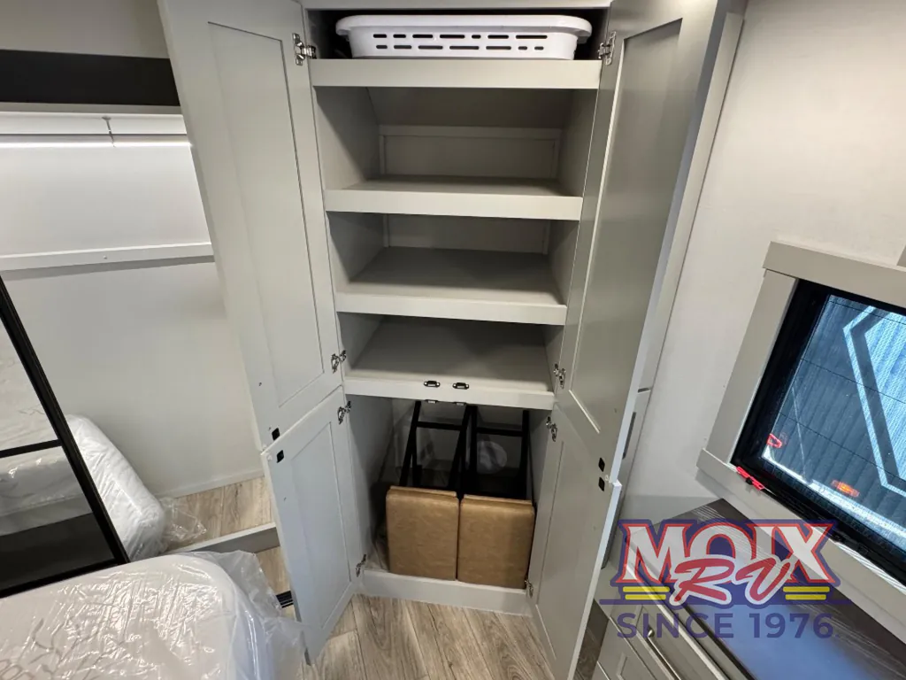 2026 Brinkley Model G 3520, Photos photo 71