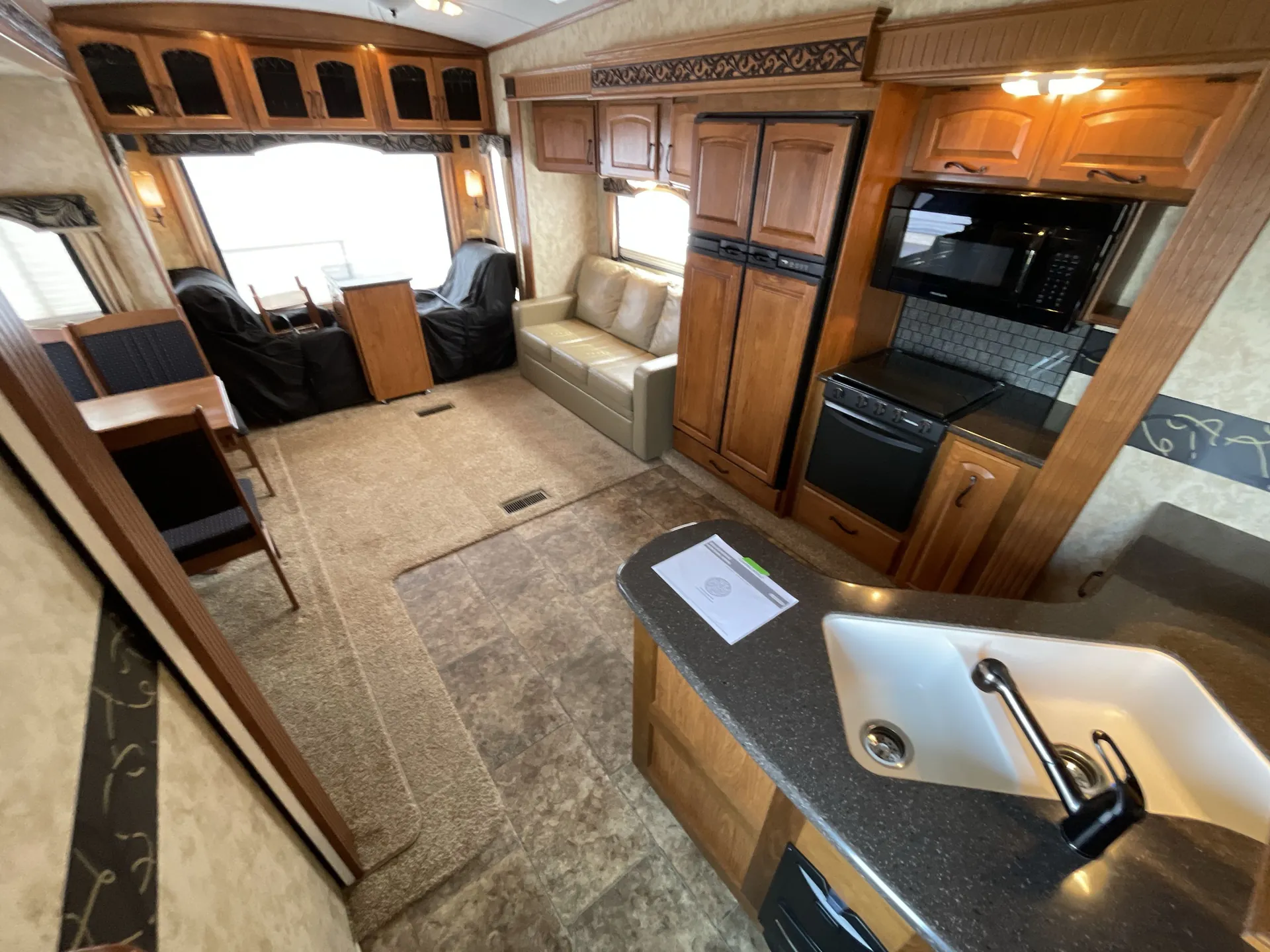 2012 Keystone Montana 3100RL — living area main