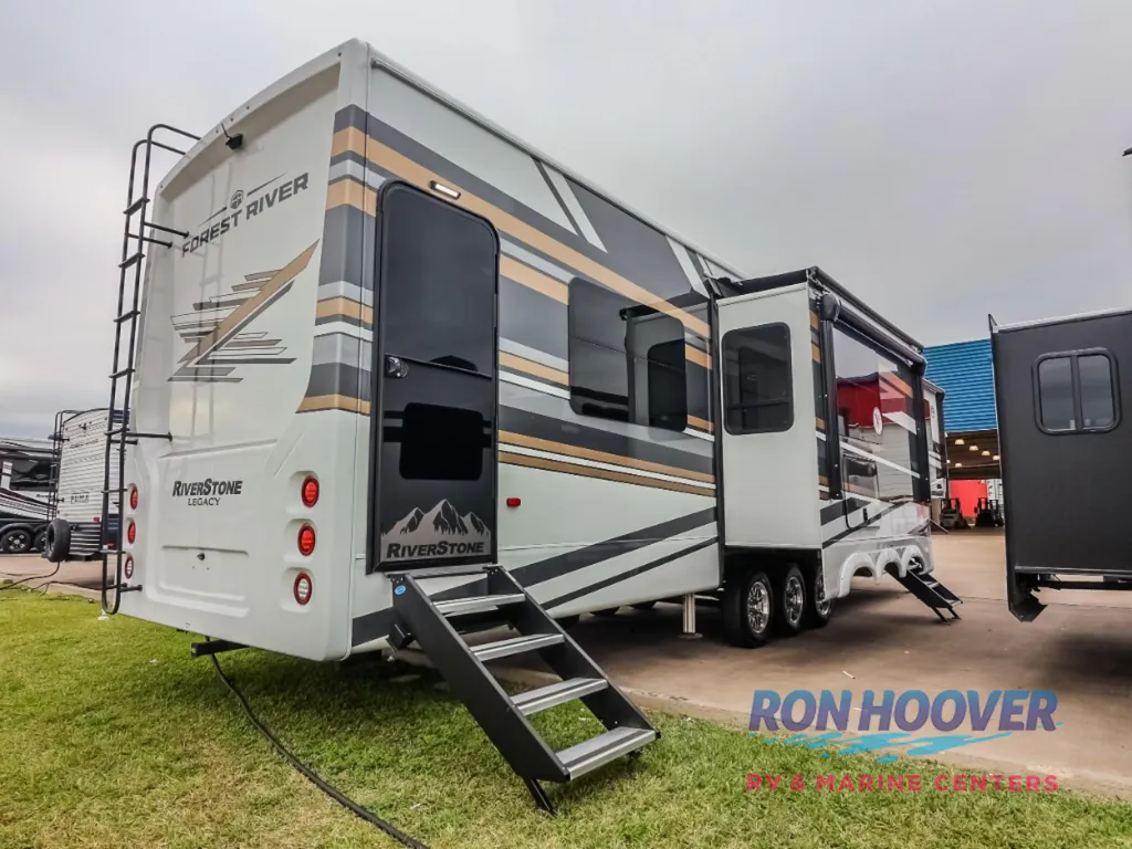 2025 Forest River RiverStone 44DBL, Photos photo 6