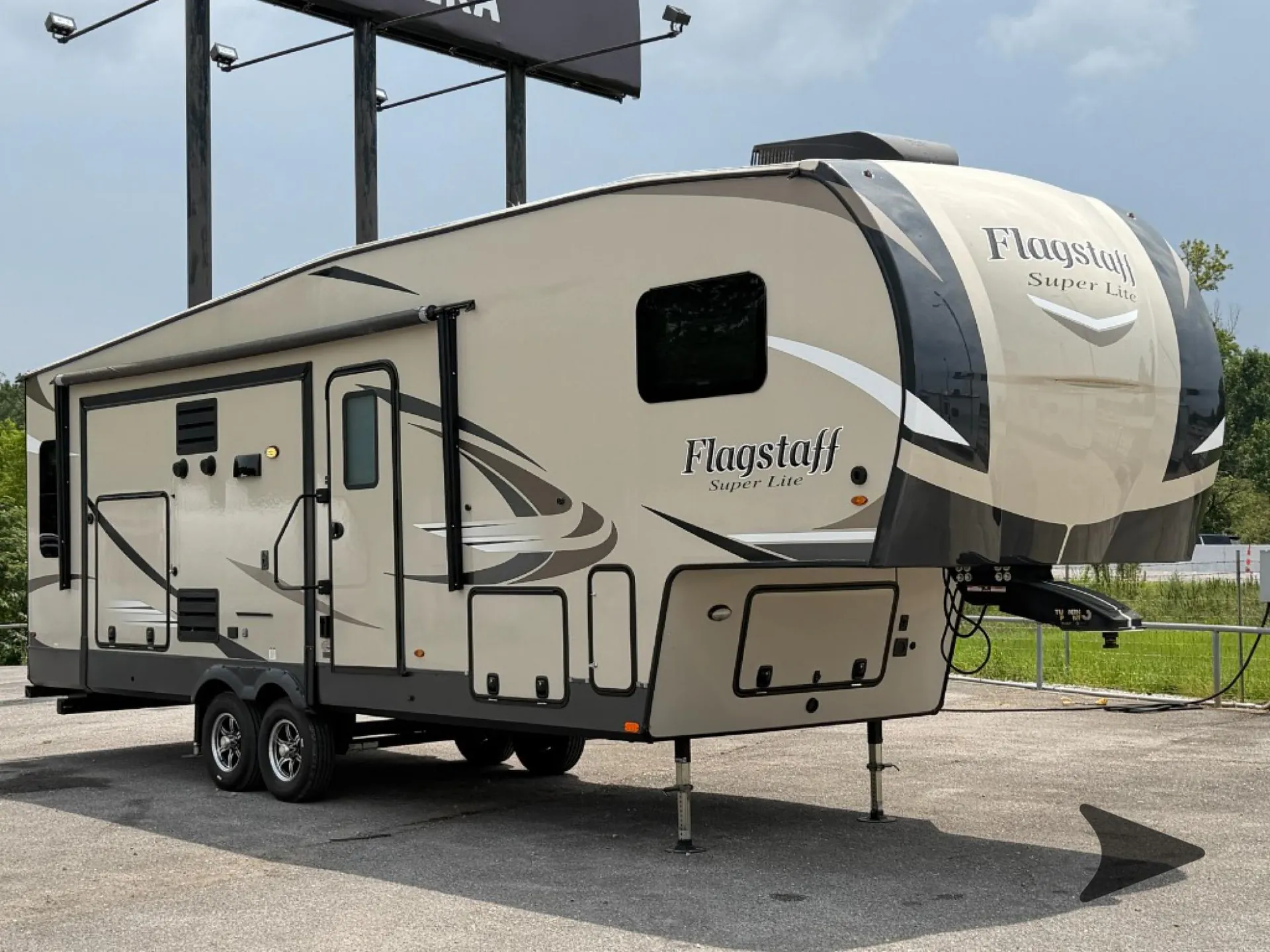 2019 Forest River Flagstaff Super Lite 528CKWS - Photo 2
