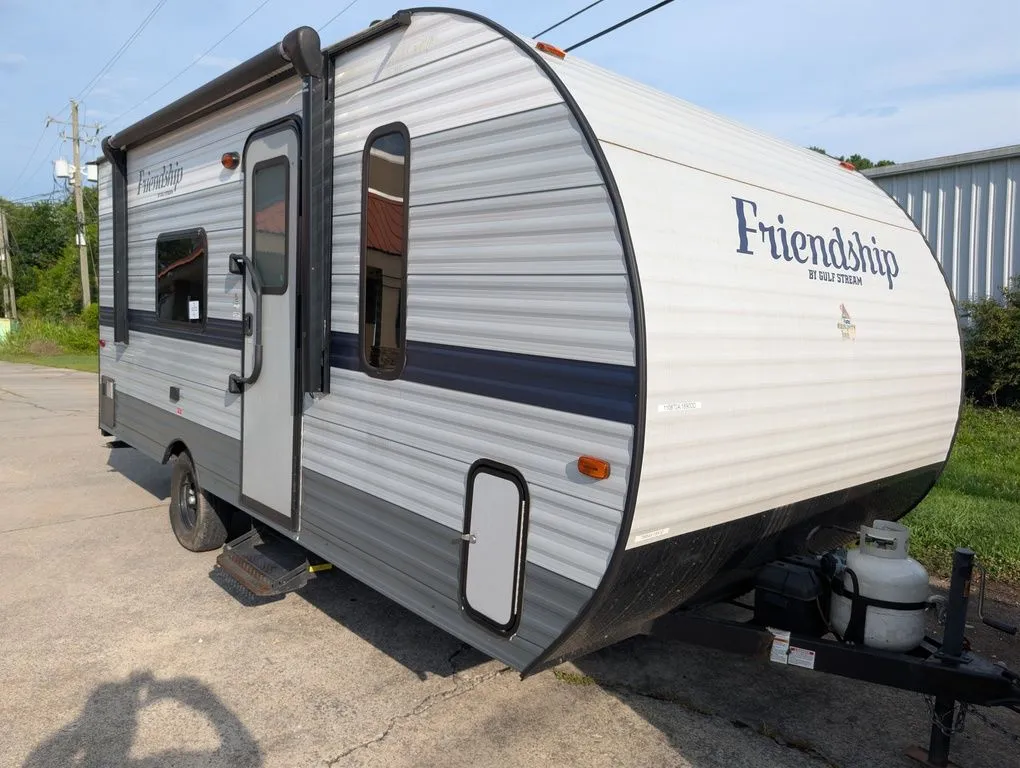 2021 Gulf Stream Friendship 189DD - Main photo