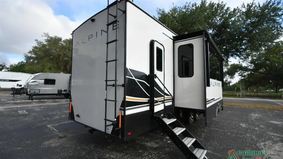 2025 Keystone Alpine 3910RK - Photo 4