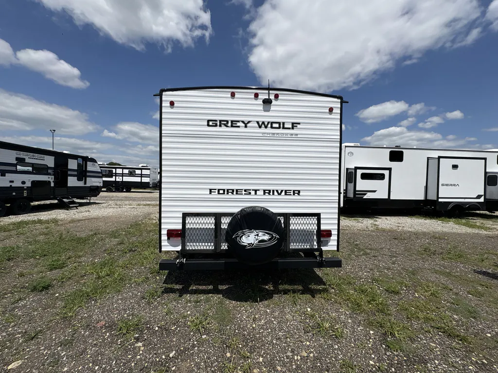 2027 Forest River Cherokee Grey Wolf 29QB, Photos photo 6