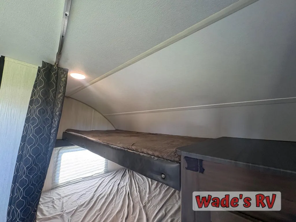 2019 Forest River Cherokee Grey Wolf 19SM, Photos photo 14