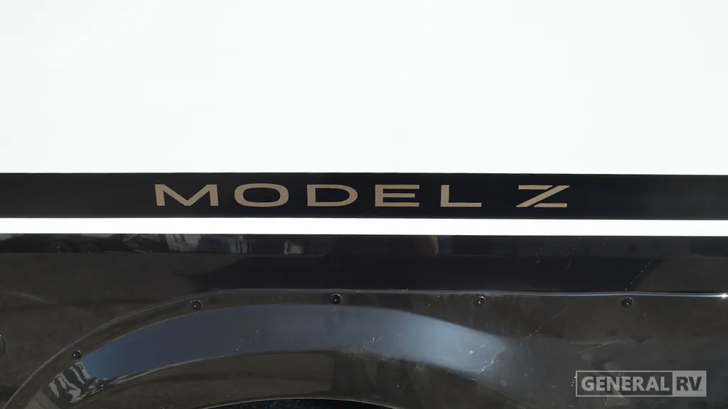 2027 Brinkley Model Z AIR 315, Photos photo 32