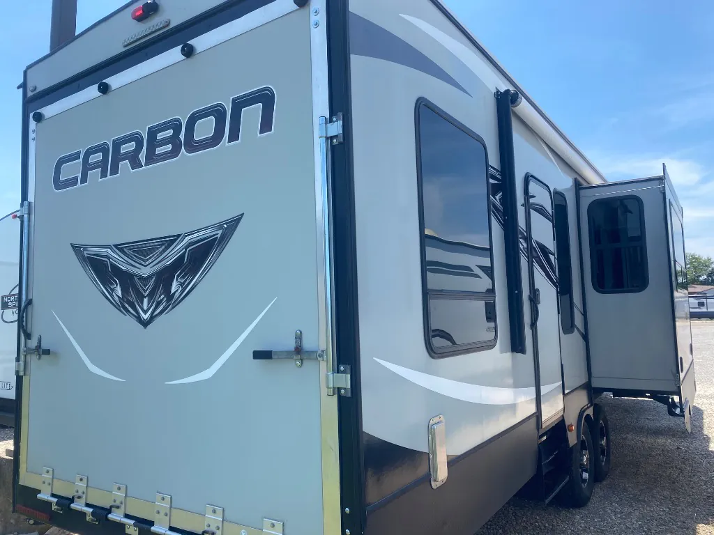 2018 Keystone Carbon 35 dealer photo 3 from McDowell South
