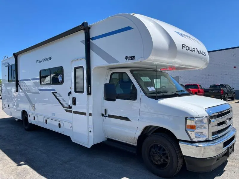 2027 Thor Motor Coach Four Winds 31H - Photo 2