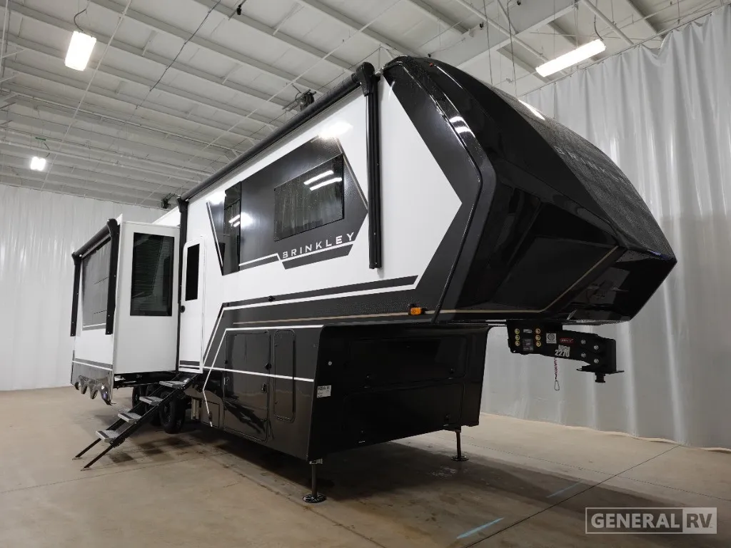 2025 Brinkley Model G 3250 - Photo 2