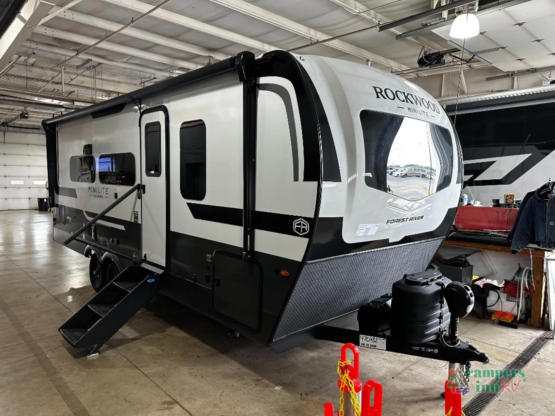 2027 Forest River RV Rockwood Mini Lite 2524FBT - Photo 2