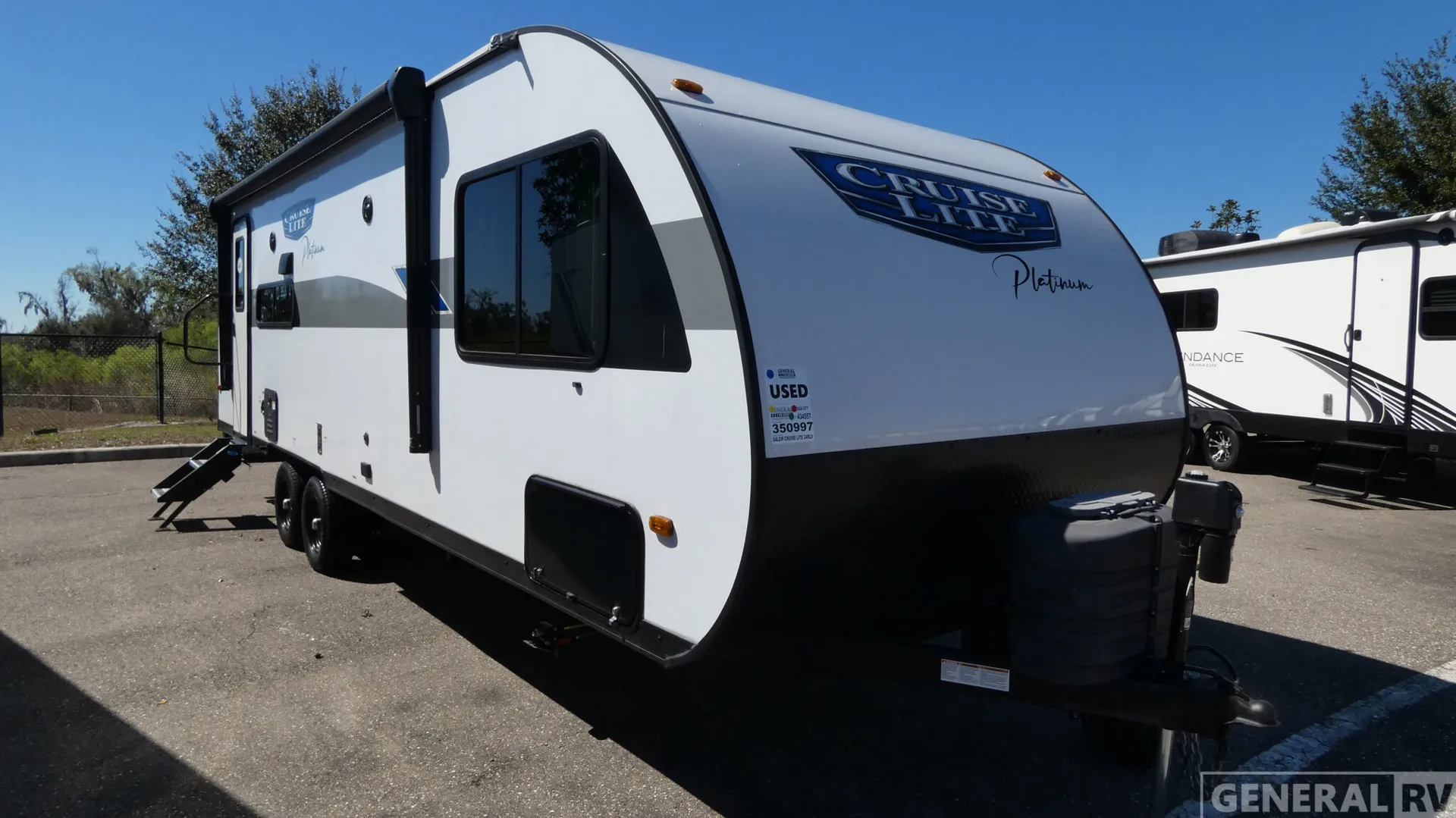 2024 Forest River Salem Cruise Lite 24RLXL - Photo 2