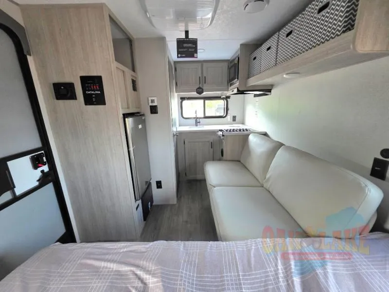 2025 Coachmen Catalina Summit Series 7 134RKX - Photo 4