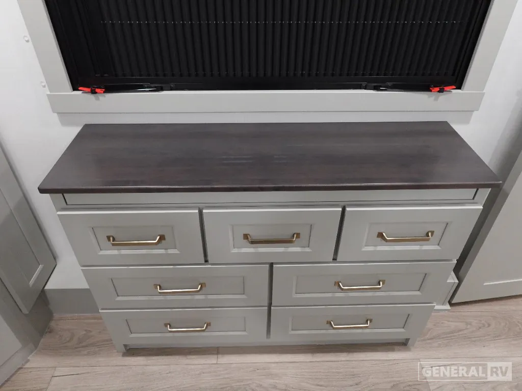 2025 Brinkley Model G 3250, Photos photo 15