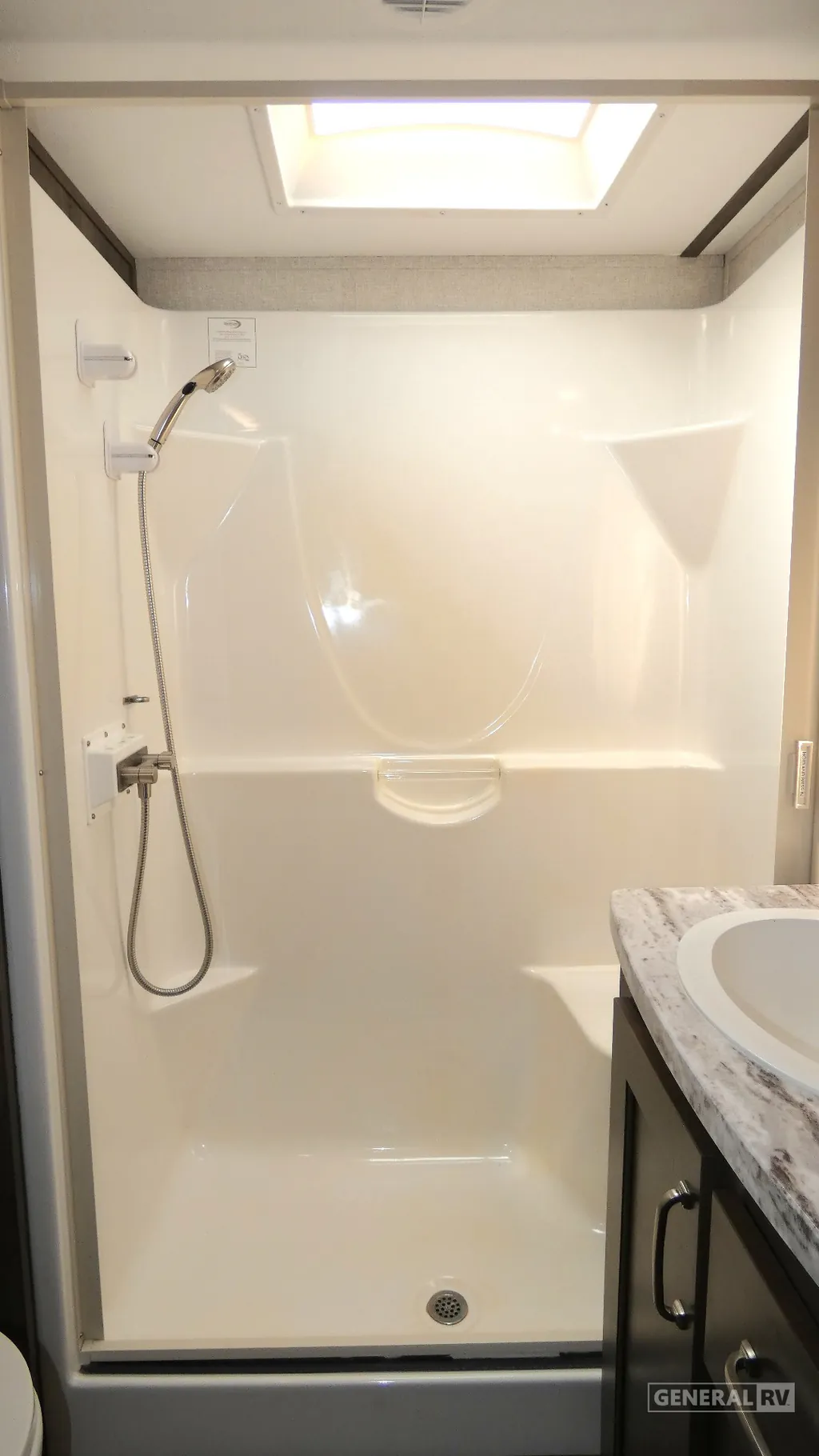 2020 Keystone Montana High Country 385BR, Photos photo 19
