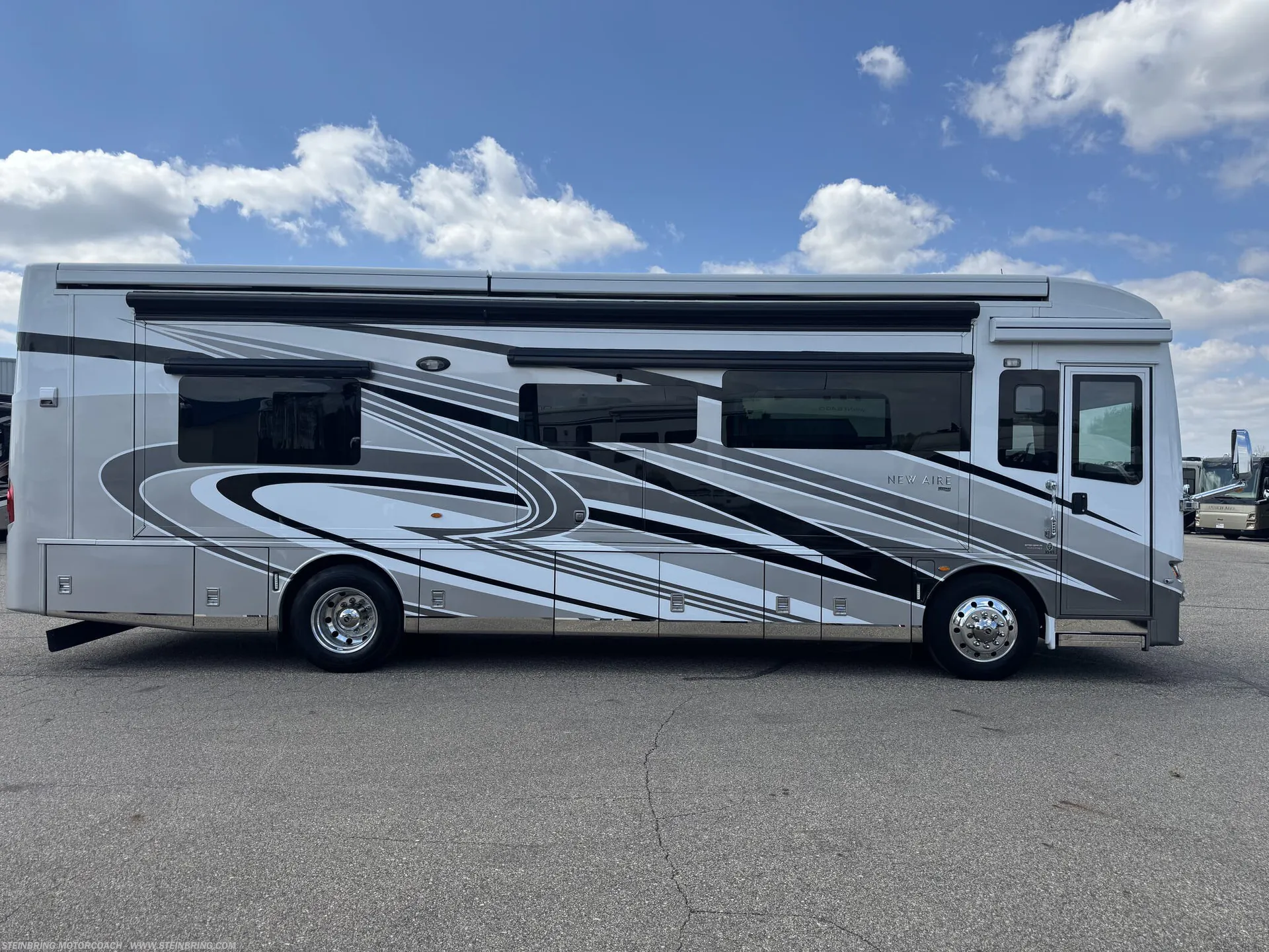 2022 Newmar New Aire 3545 - Photo 4