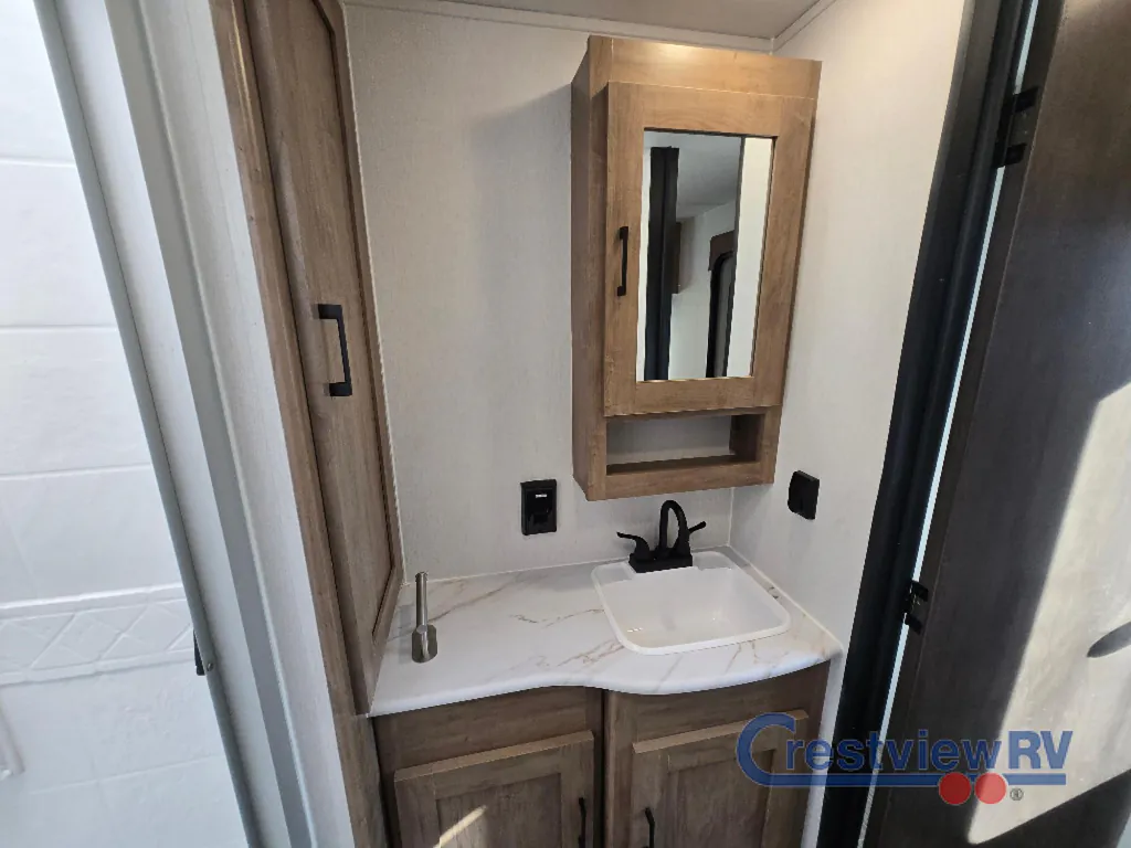 2024 Coachmen Freedom Express Ultra Lite 274RKS, Photos photo 32