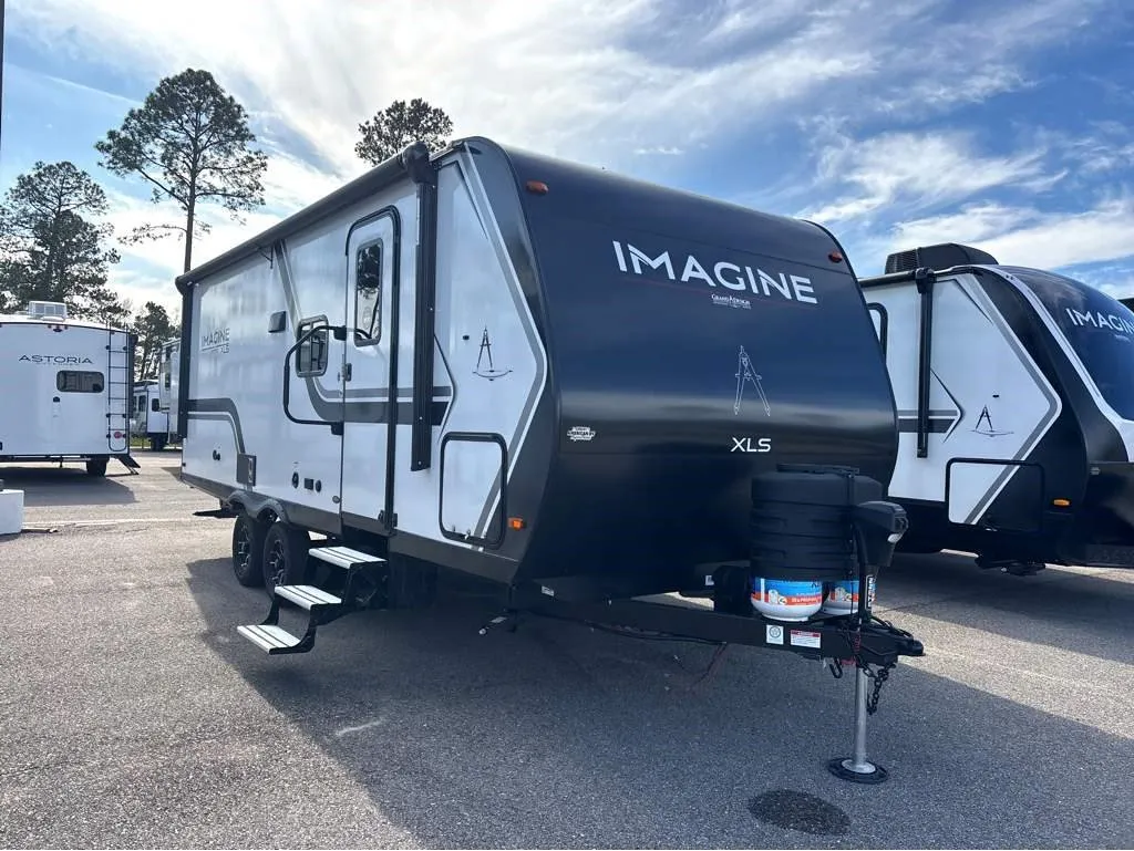 2026 Grand Design Imagine XLS 22BHE - Photo 2