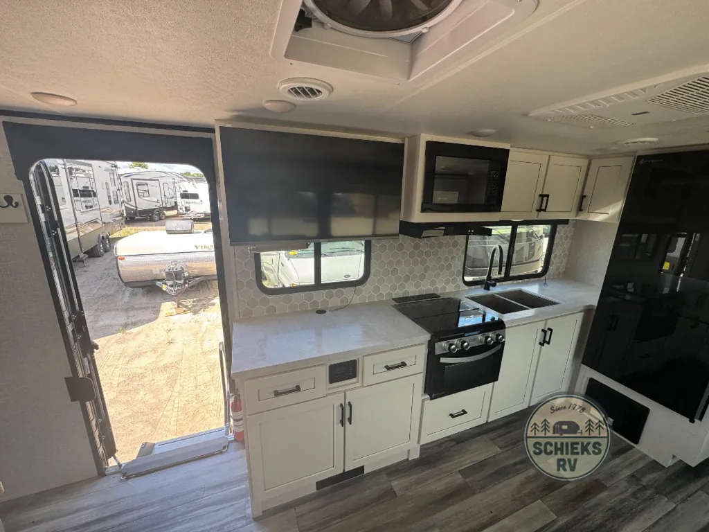 2025 Jayco Jay Feather 29QBH, Photos photo 9
