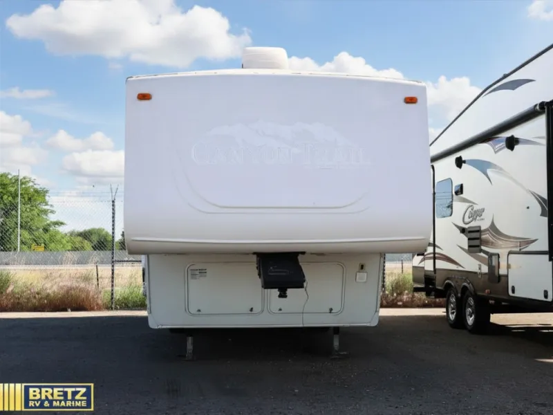 2006 Gulf Stream RV Canyon Trail 29RLFW - Photo 2