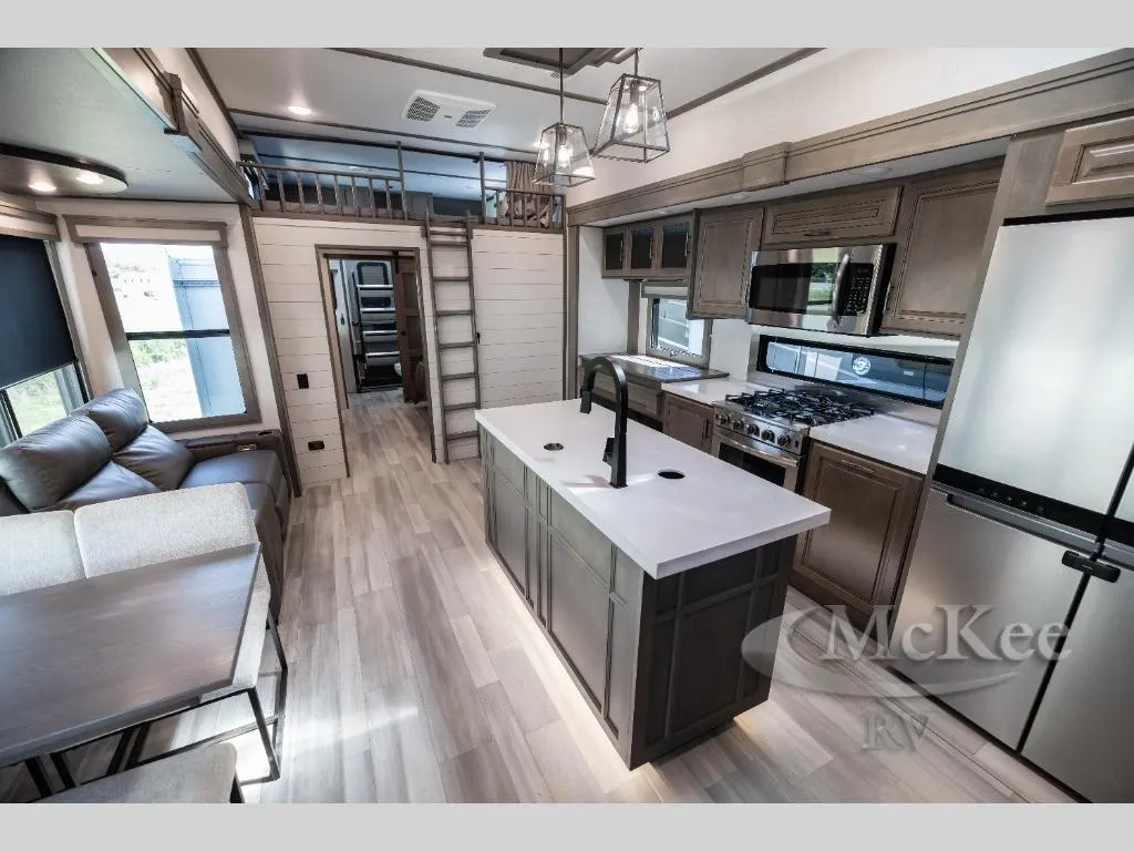 2024 Grand Design Solitude 391DL - Photo 3