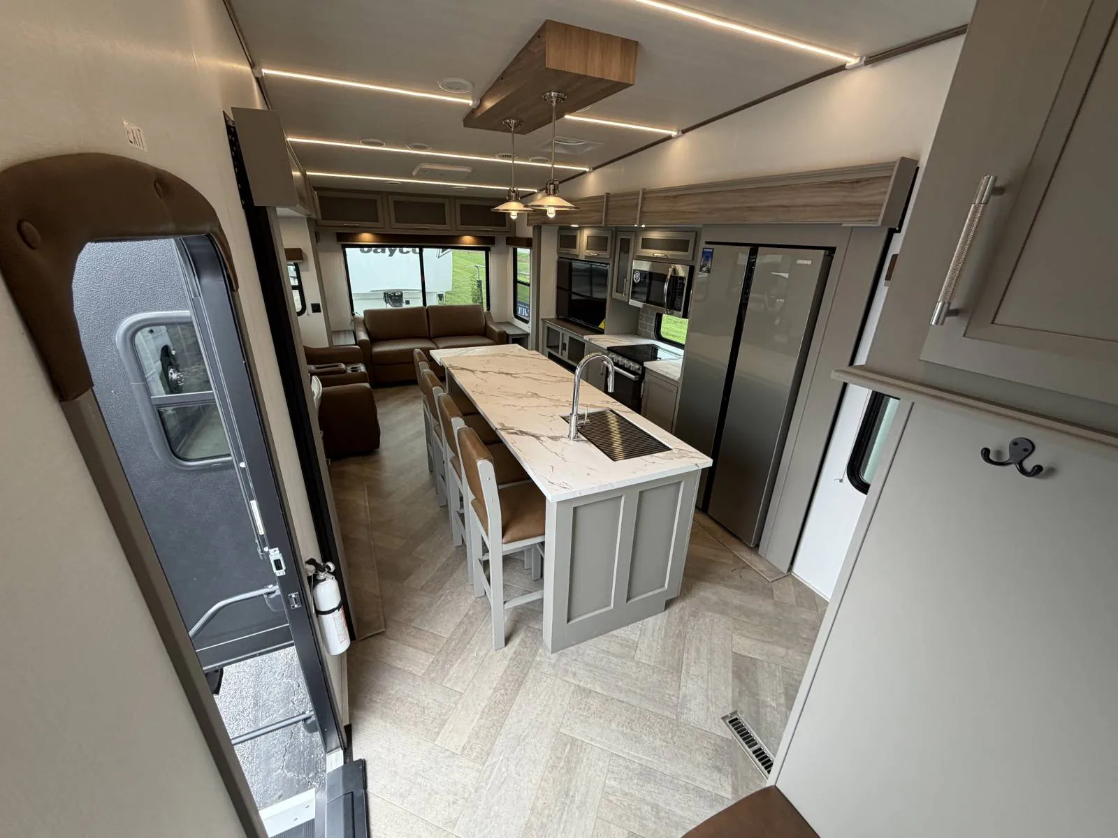 2025 Keystone Sprinter 3210RLS - Photo 3