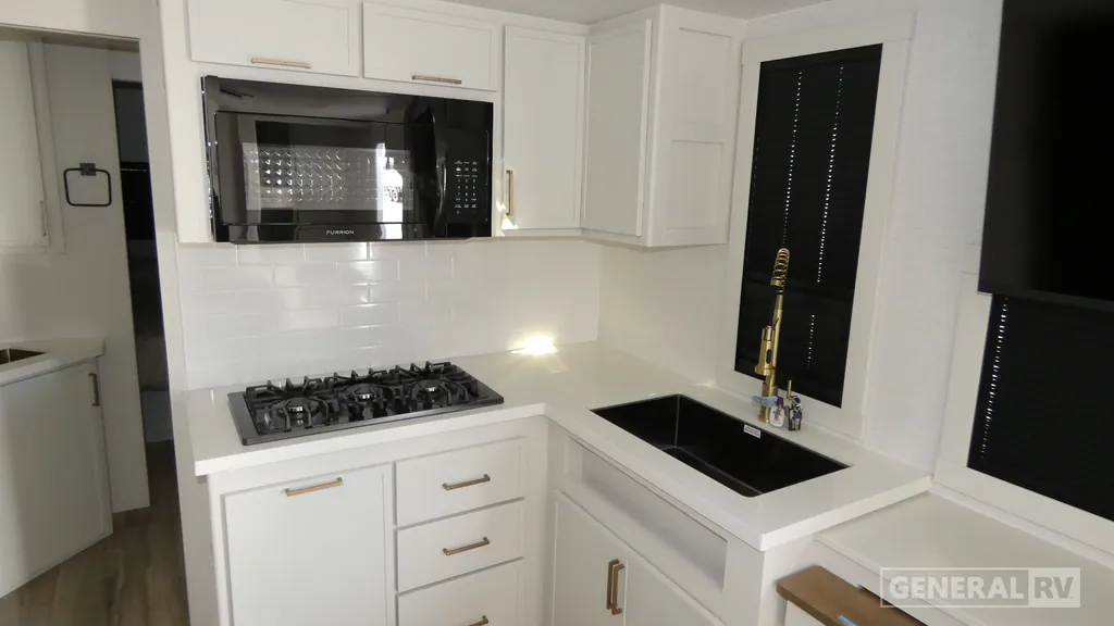 2026 Brinkley Model I 294, Photos photo 6