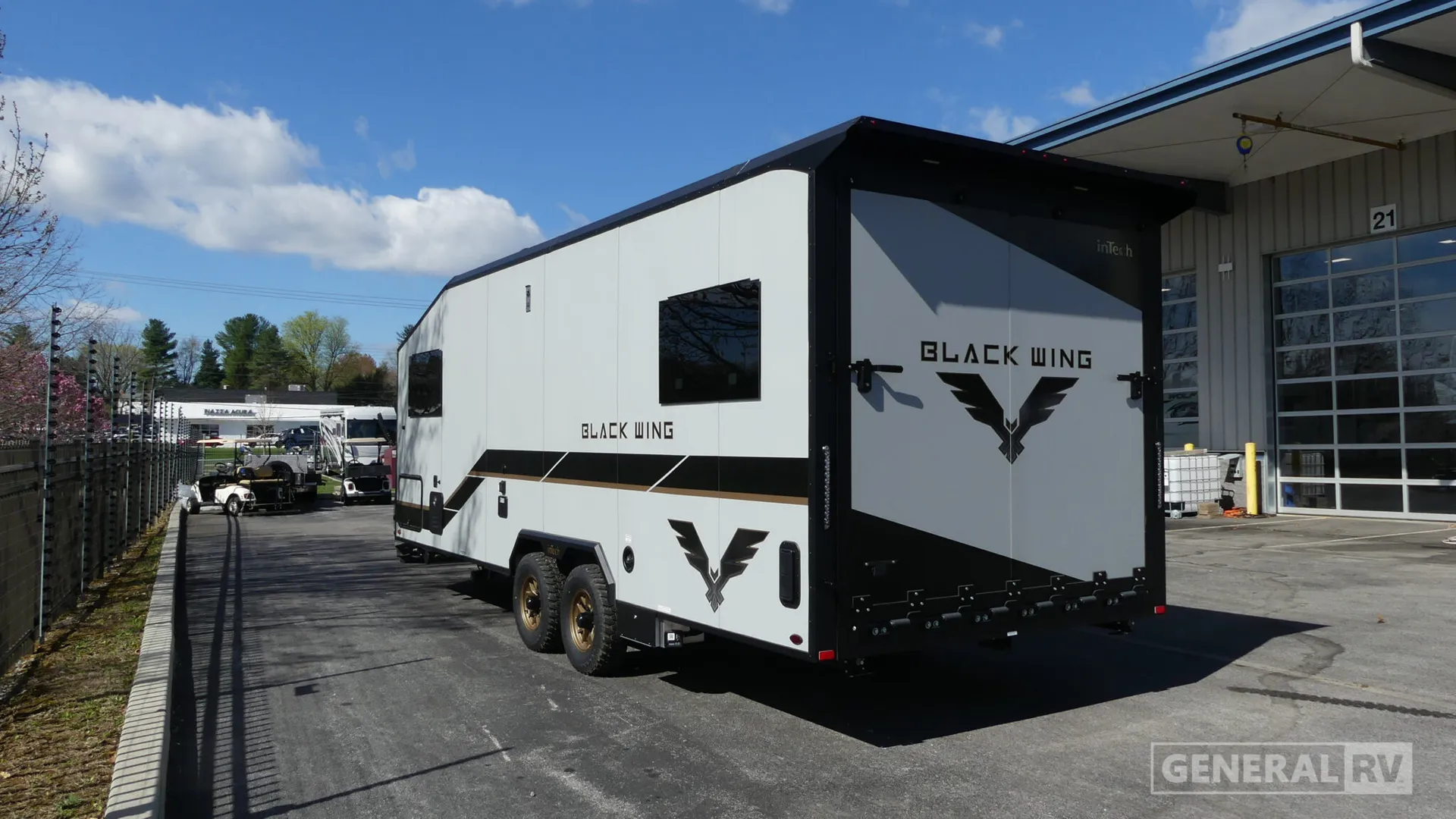 2026 inTech Black Wing 830 X - Photo 4