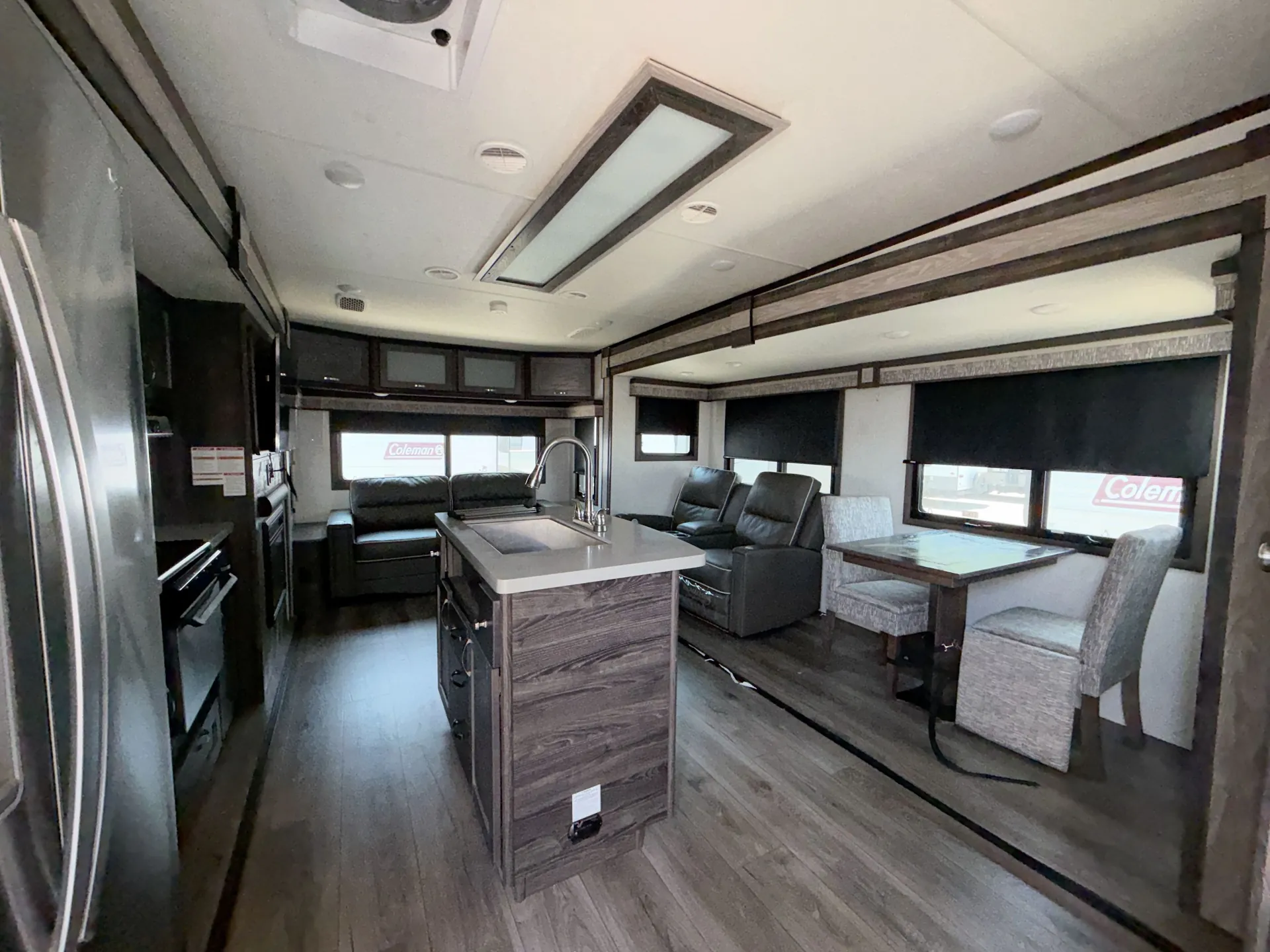 2020 highland ridge Open Range 322RLS — living area main