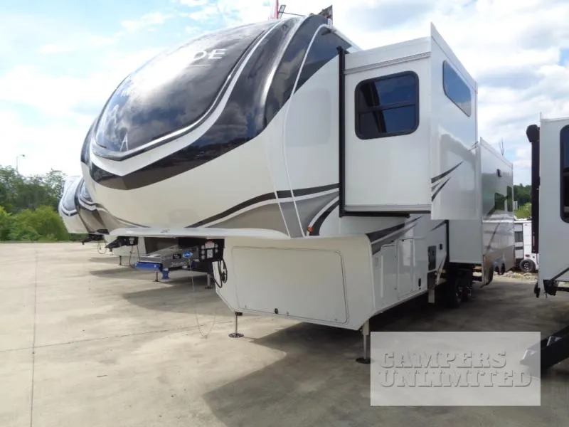 2026 Grand Design Solitude 310GK - Photo 3