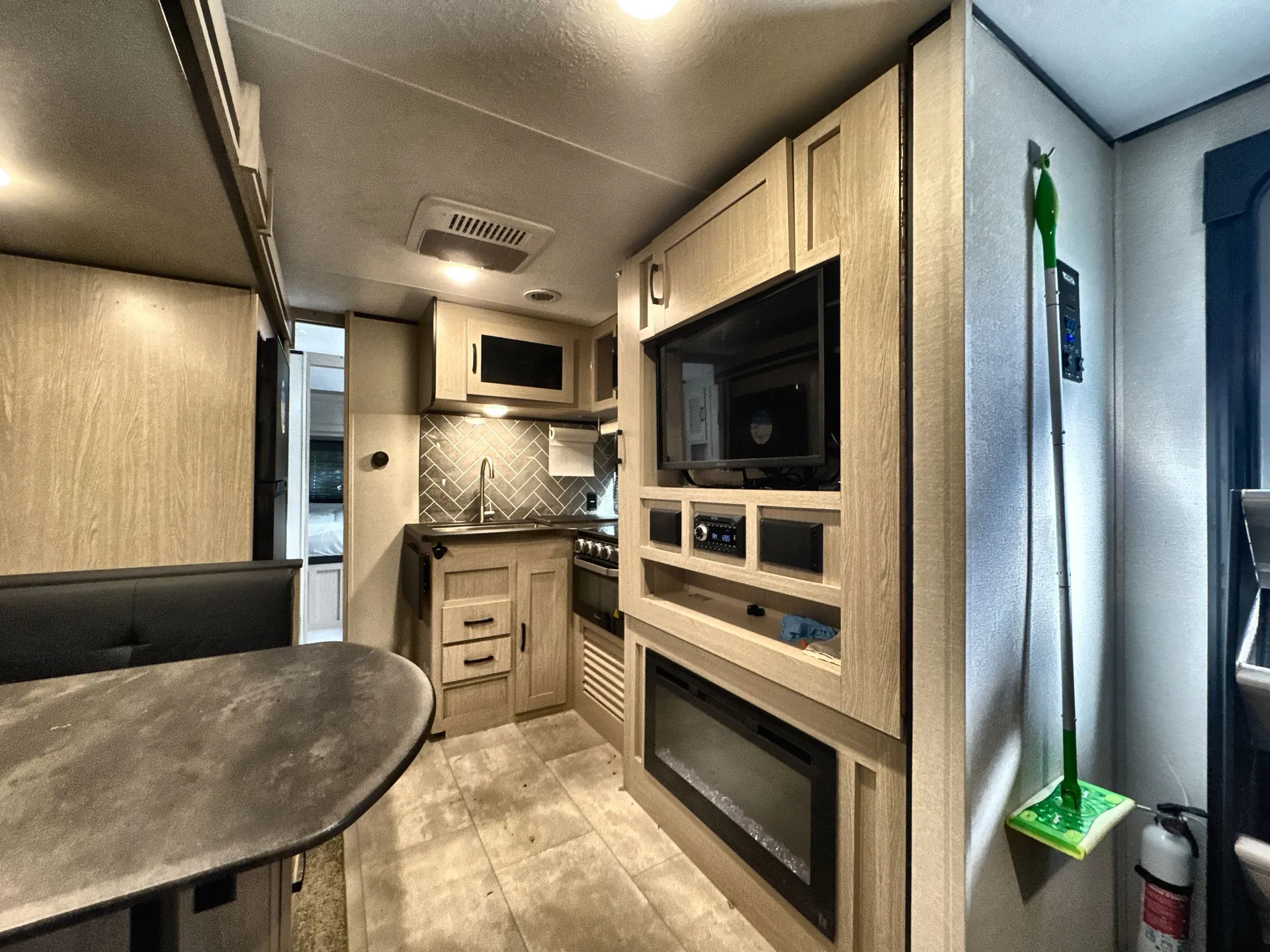 2022 Coachmen Apex 266BHS — living area main