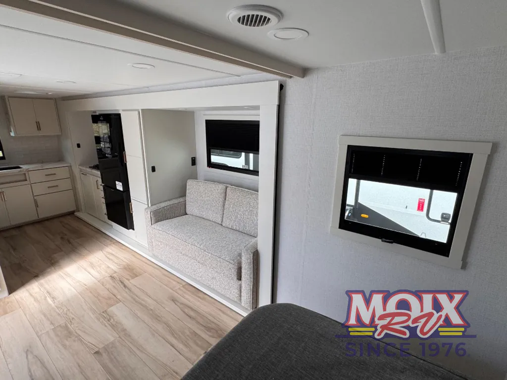2026 Brinkley Model Ix 23X, Photos photo 23