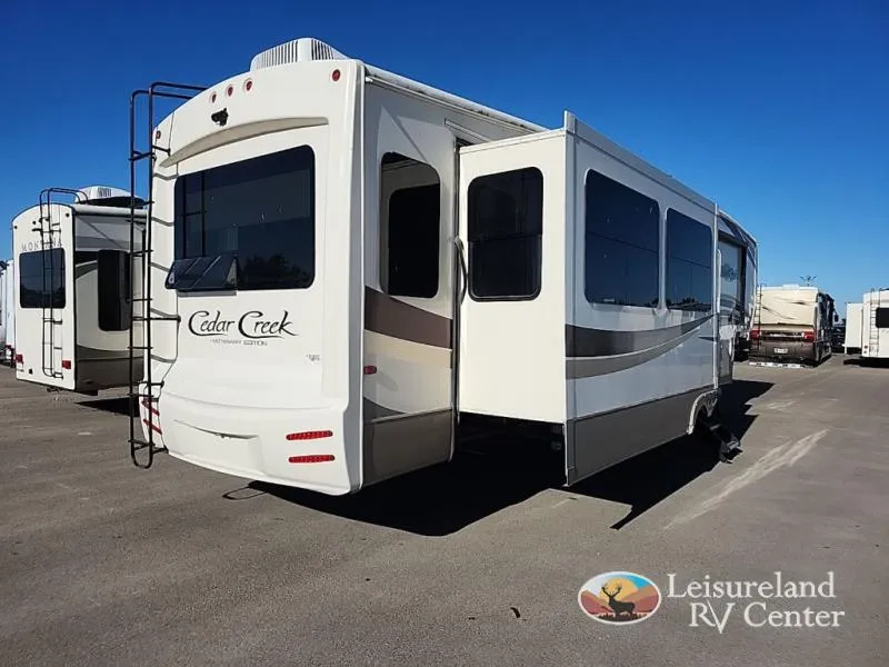 2018 Forest River RV Cedar Creek Hathaway Edition 38FBD - Photo 4