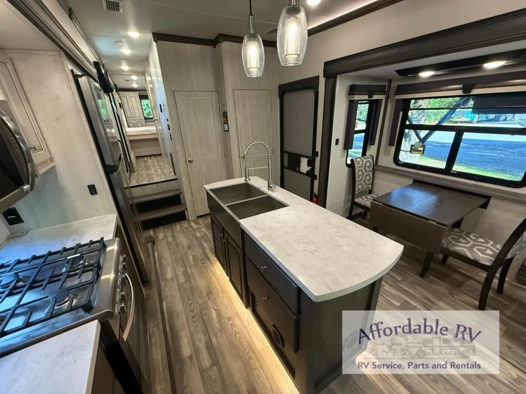 2022 Forest River Cardinal Luxury 380RLX, Photos photo 16
