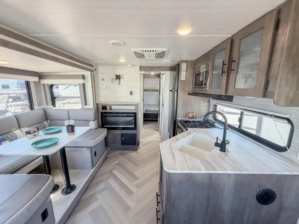 2022 Forest River Salem Cruise Lite 24RLXL, Photos photo 4