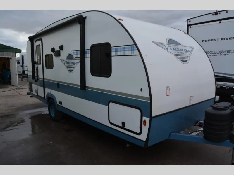 2026 Gulf Stream RV Vintage Cruiser 19CSK - Photo 2