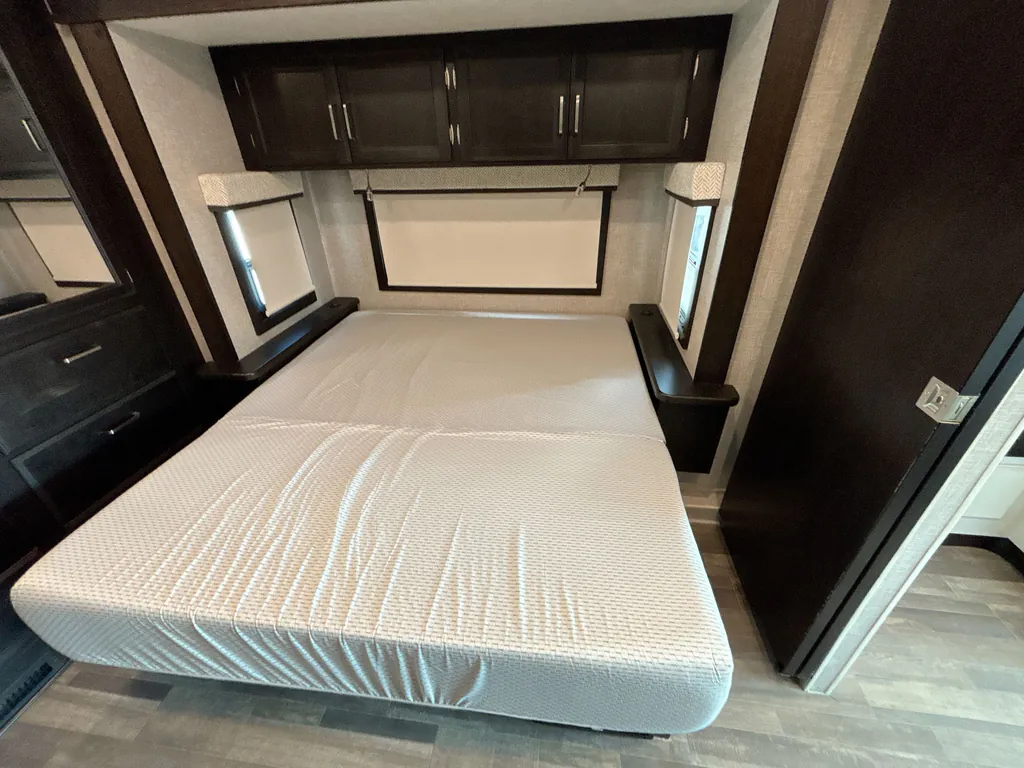 2023 Entegra Coach Vision 27A, Photos photo 15