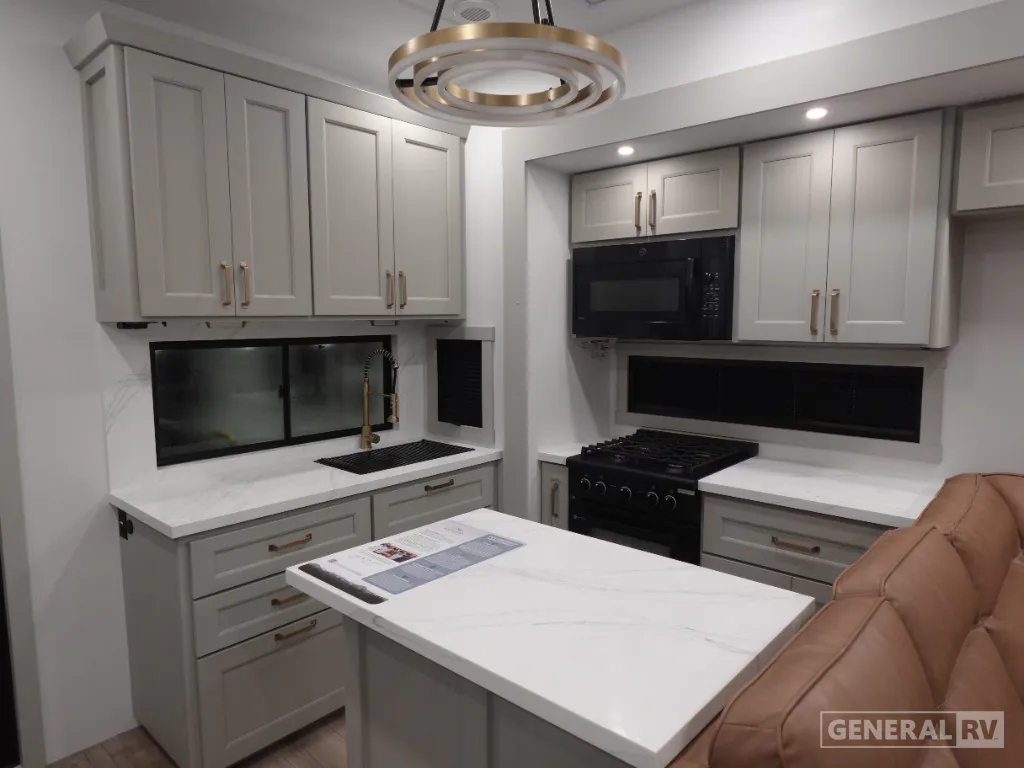 2025 Brinkley Model G 3250, Photos photo 26