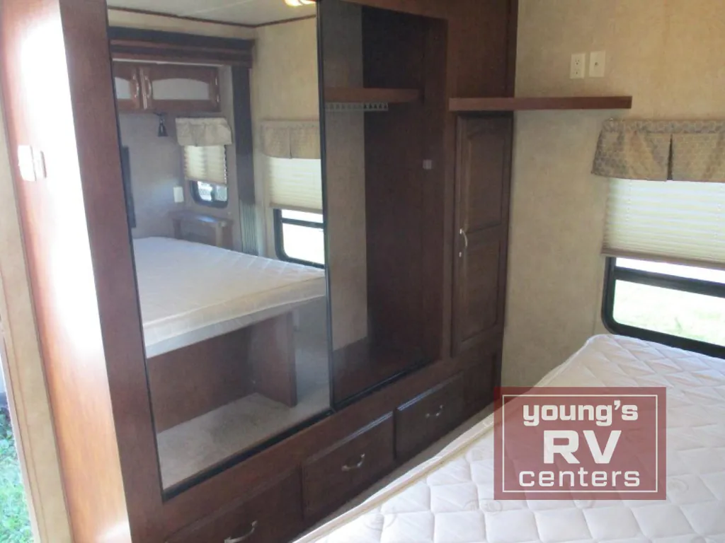 2016 Forest River Salem Villa 353FLFB, Photos photo 21