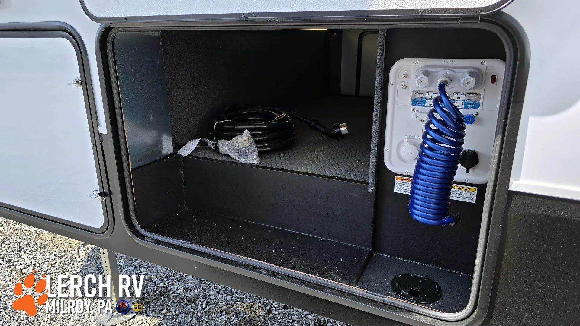 2026 KZ RV Durango HT D286BHD - Photo 3