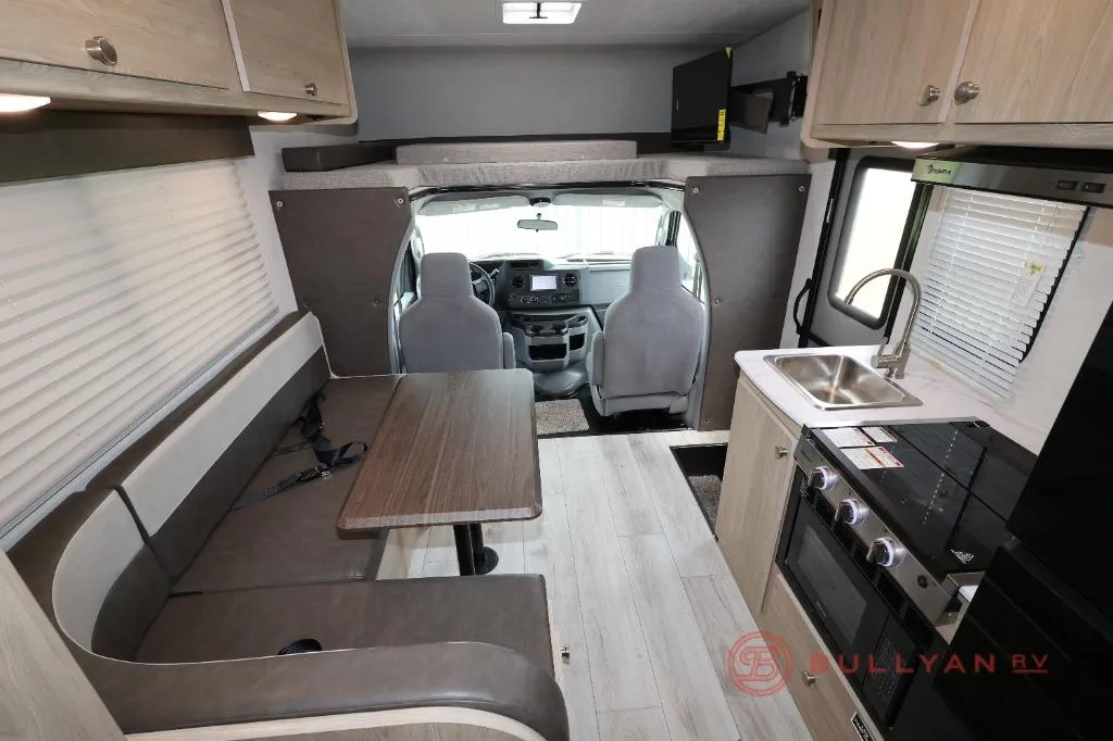 2026 Coachmen Leprechaun 210QSS FORD E 350 - Photo 4