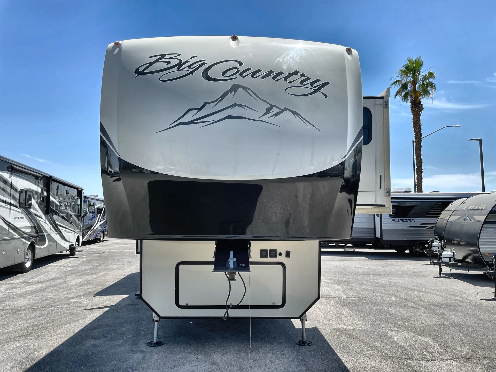 2018 Heartland Big Country 3155RLK - Photo 2