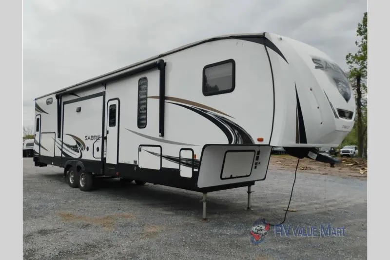 2022 Forest River Sabre 38DBQ - Photo 2