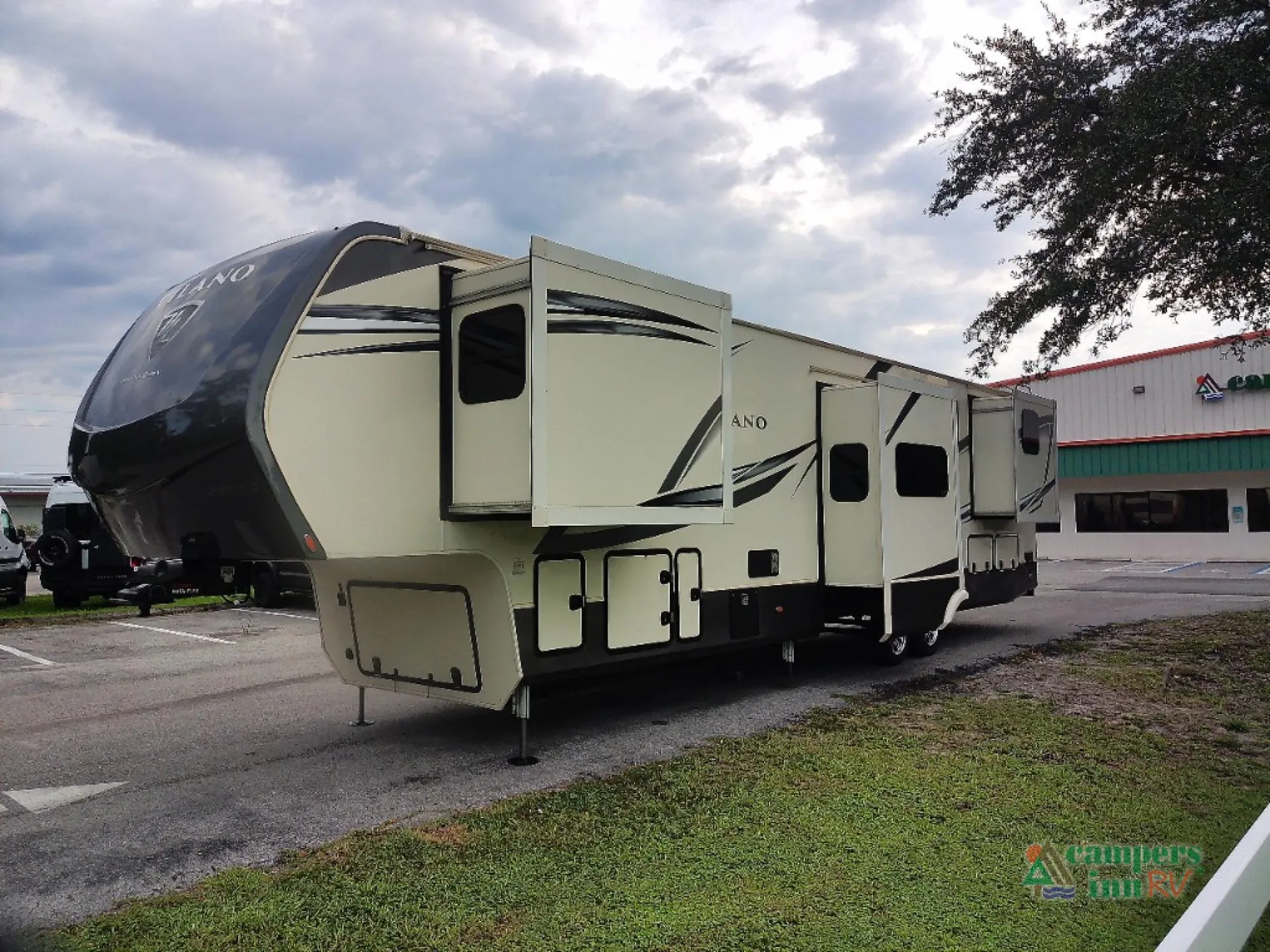 2022 VanLeigh RV Vilano 394RK - Photo 4