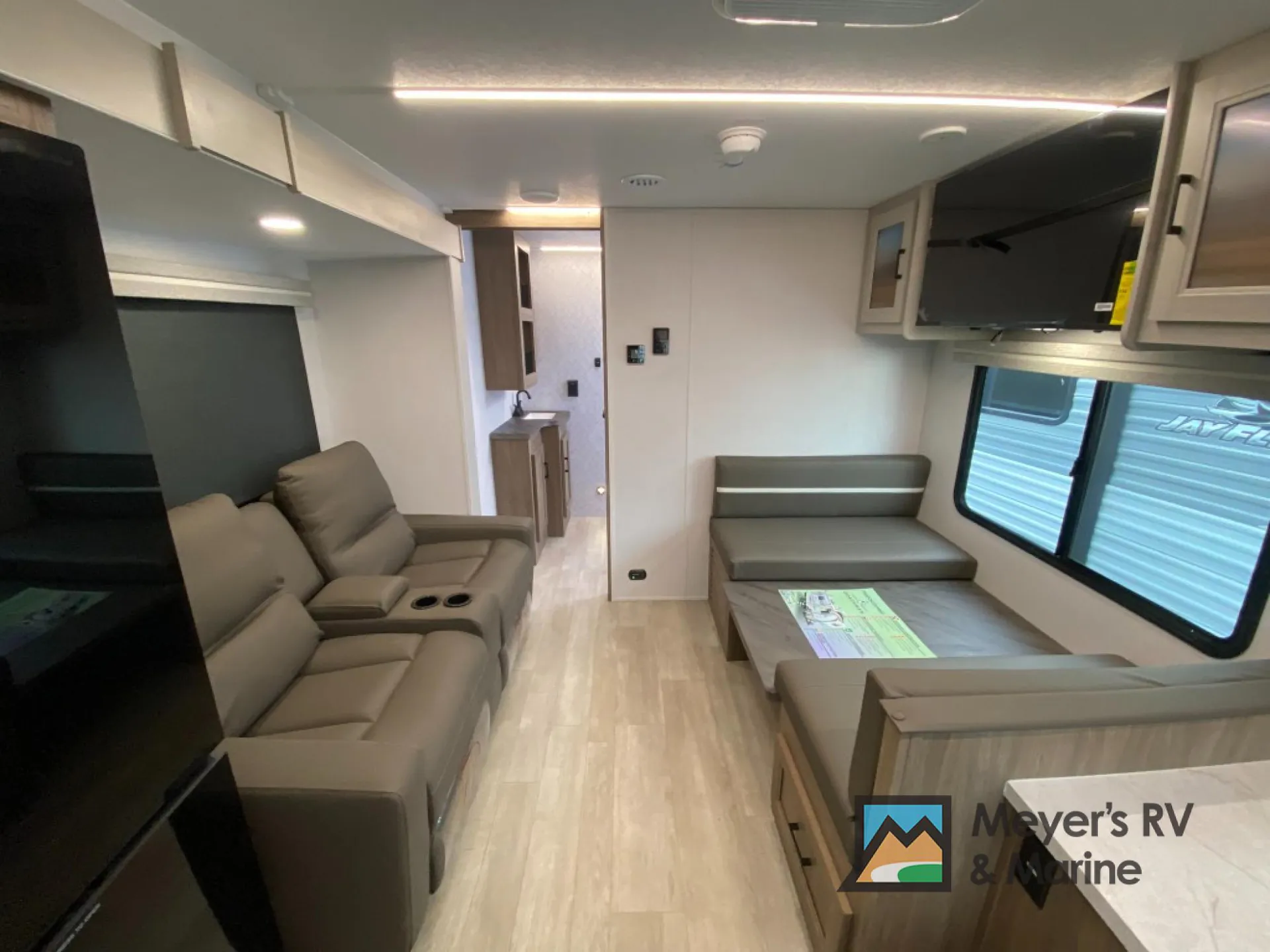 2026 Coachmen Freedom Express Ultra Lite 245RKS - Photo 4