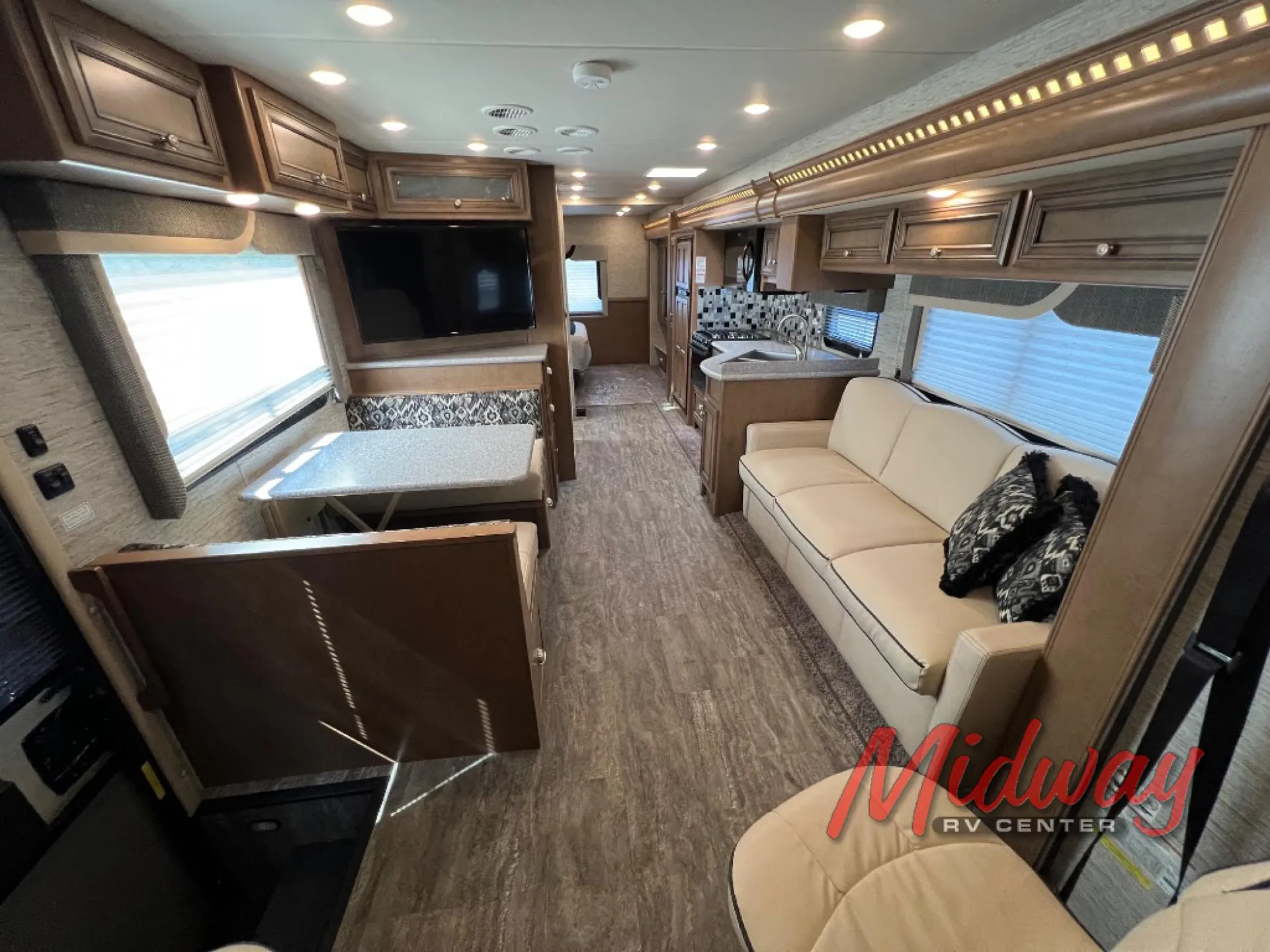 2019 Newmar Bay Star Sport 3014 - Photo 4